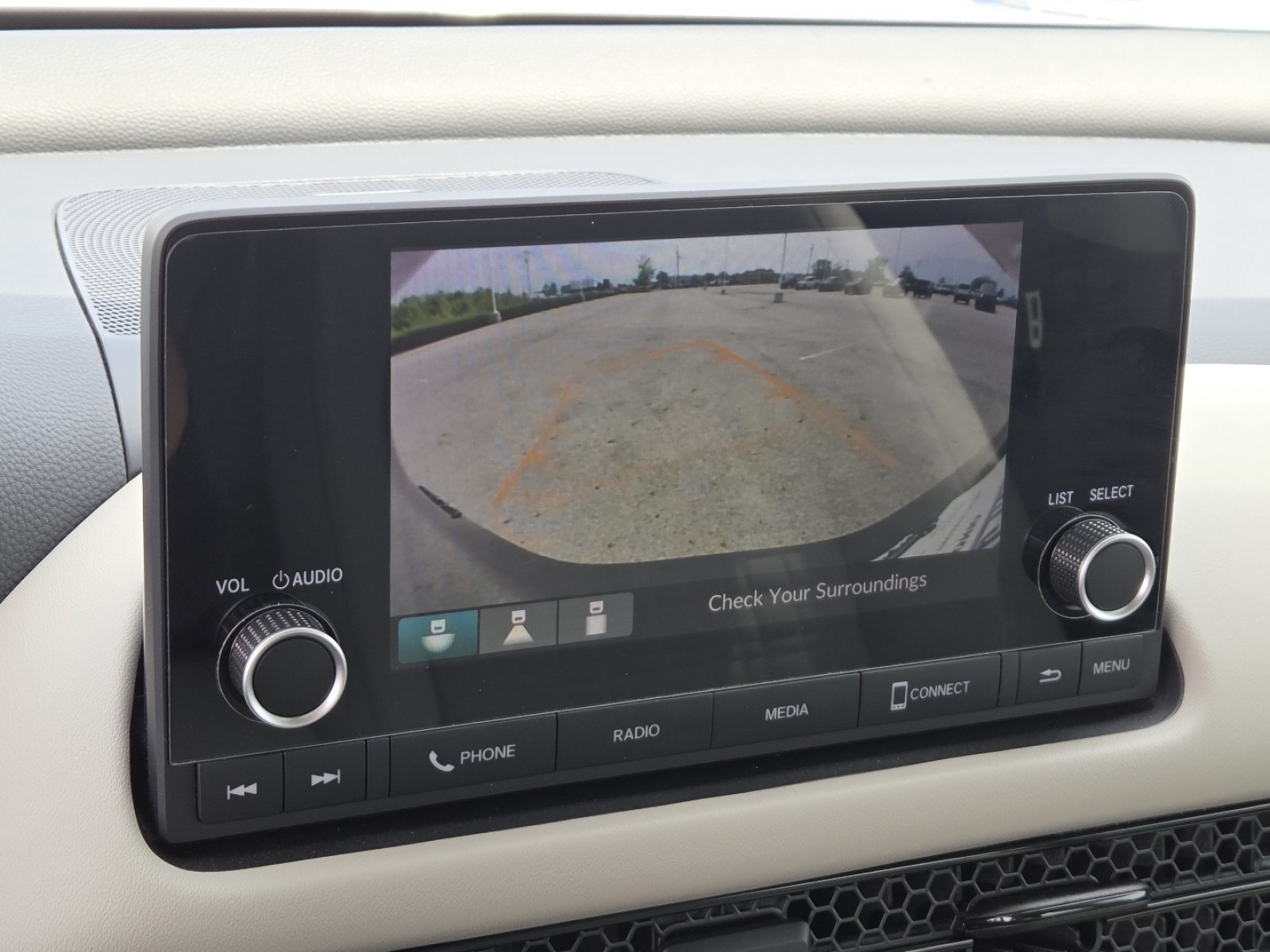 Used 2023 Honda HR-V LX image 7