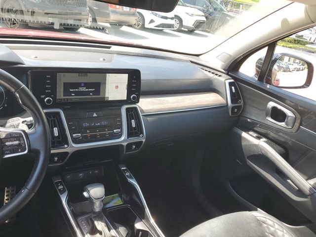 Certified 2023 Kia Sorento SX Prestige AWD/4WD image 14