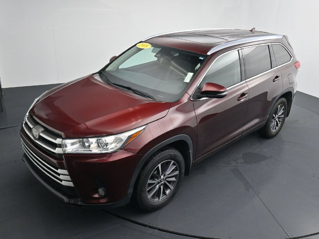 Used 2018 Toyota Highlander XLE AWD/4WD image 26