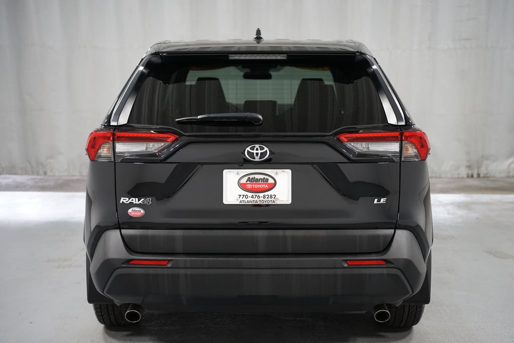 Certified 2024 Toyota RAV4 LE FWD image 7