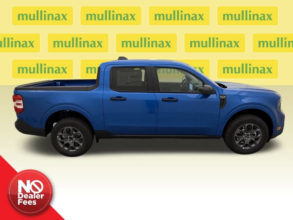 New 2025 Ford Maverick XLT image 2