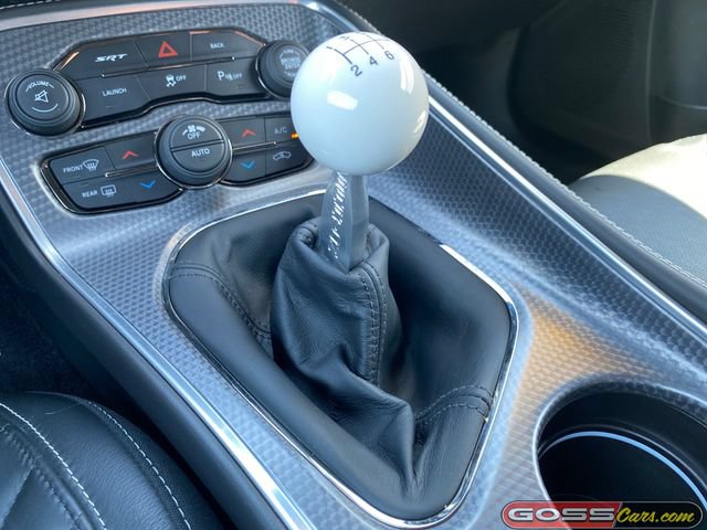 Used 2016 Dodge Challenger SRT Hellcat RWD image 12
