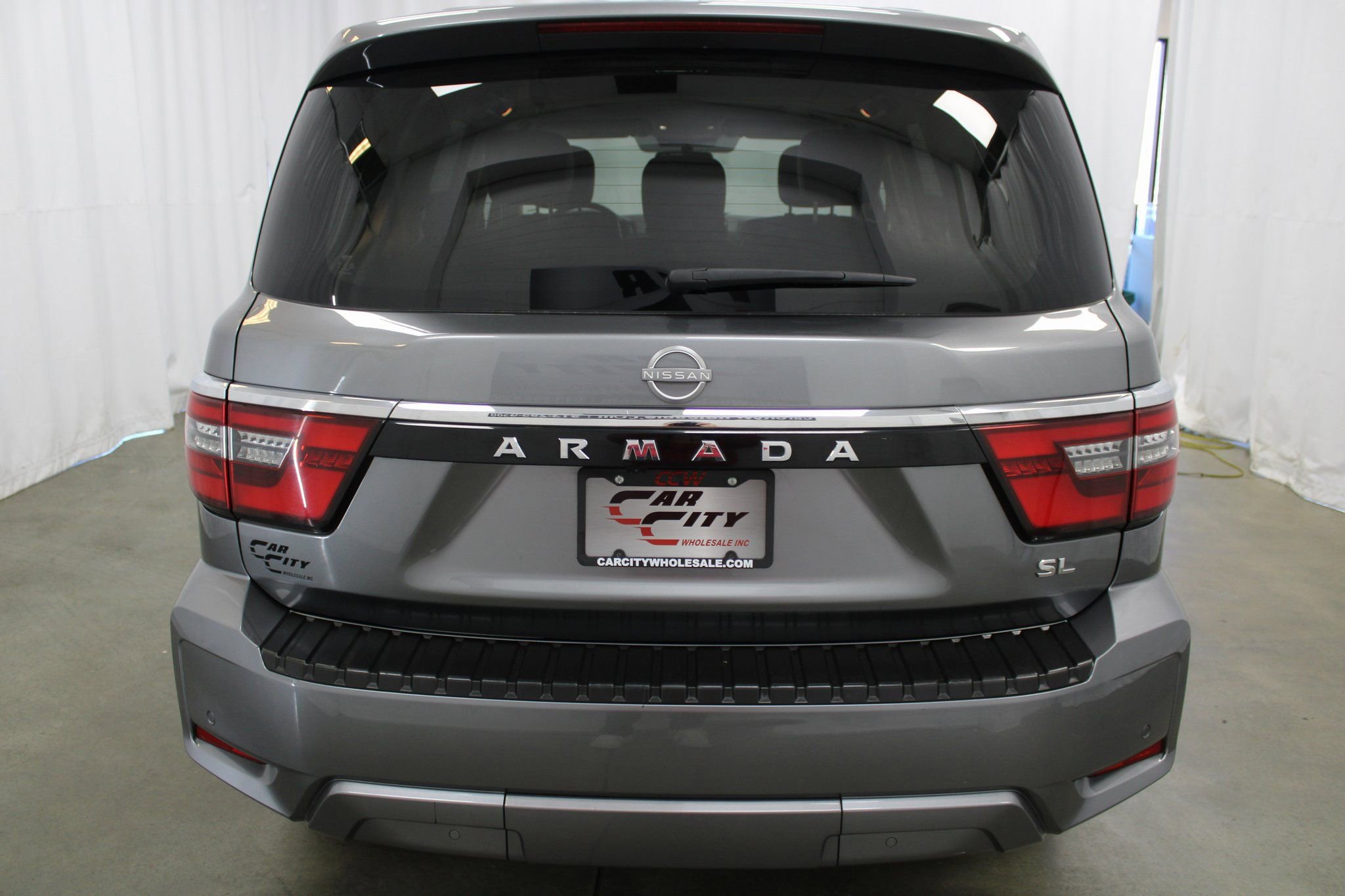 Used 2024 Nissan Armada SL image 6