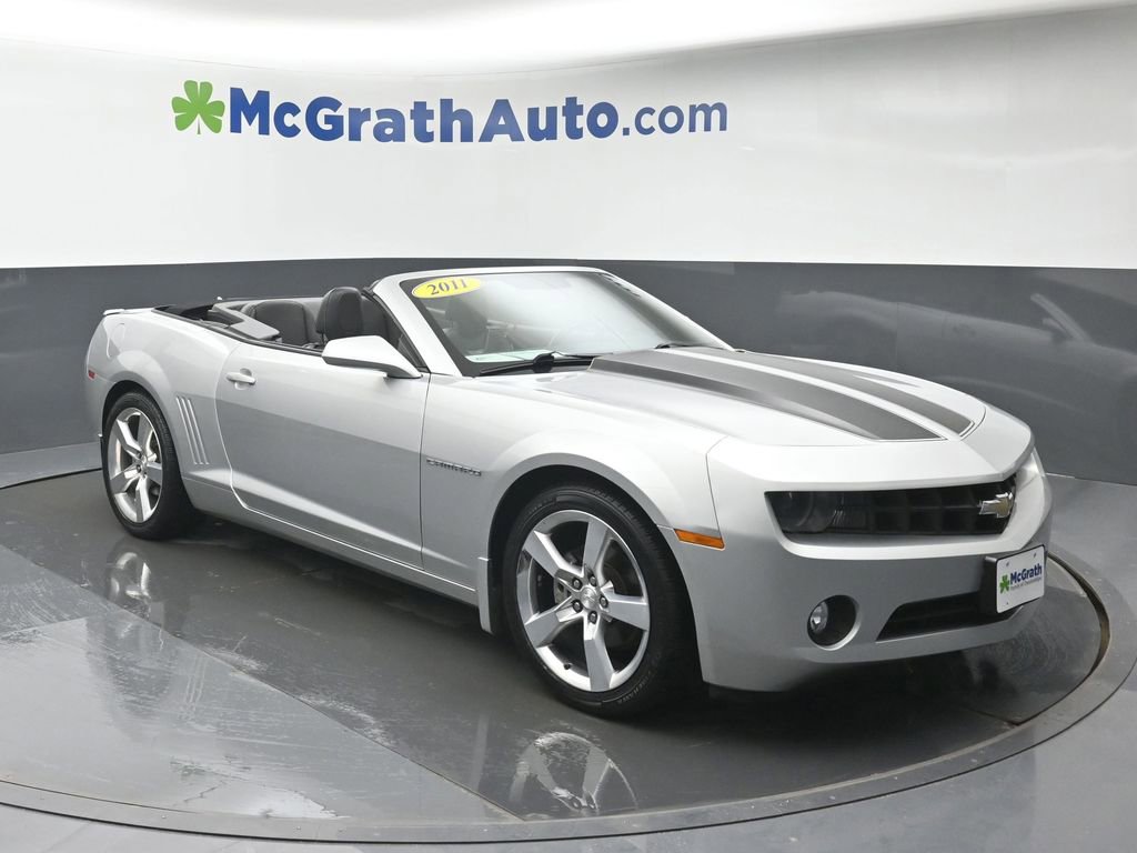 Used 2011 Chevrolet Camaro LT image 2