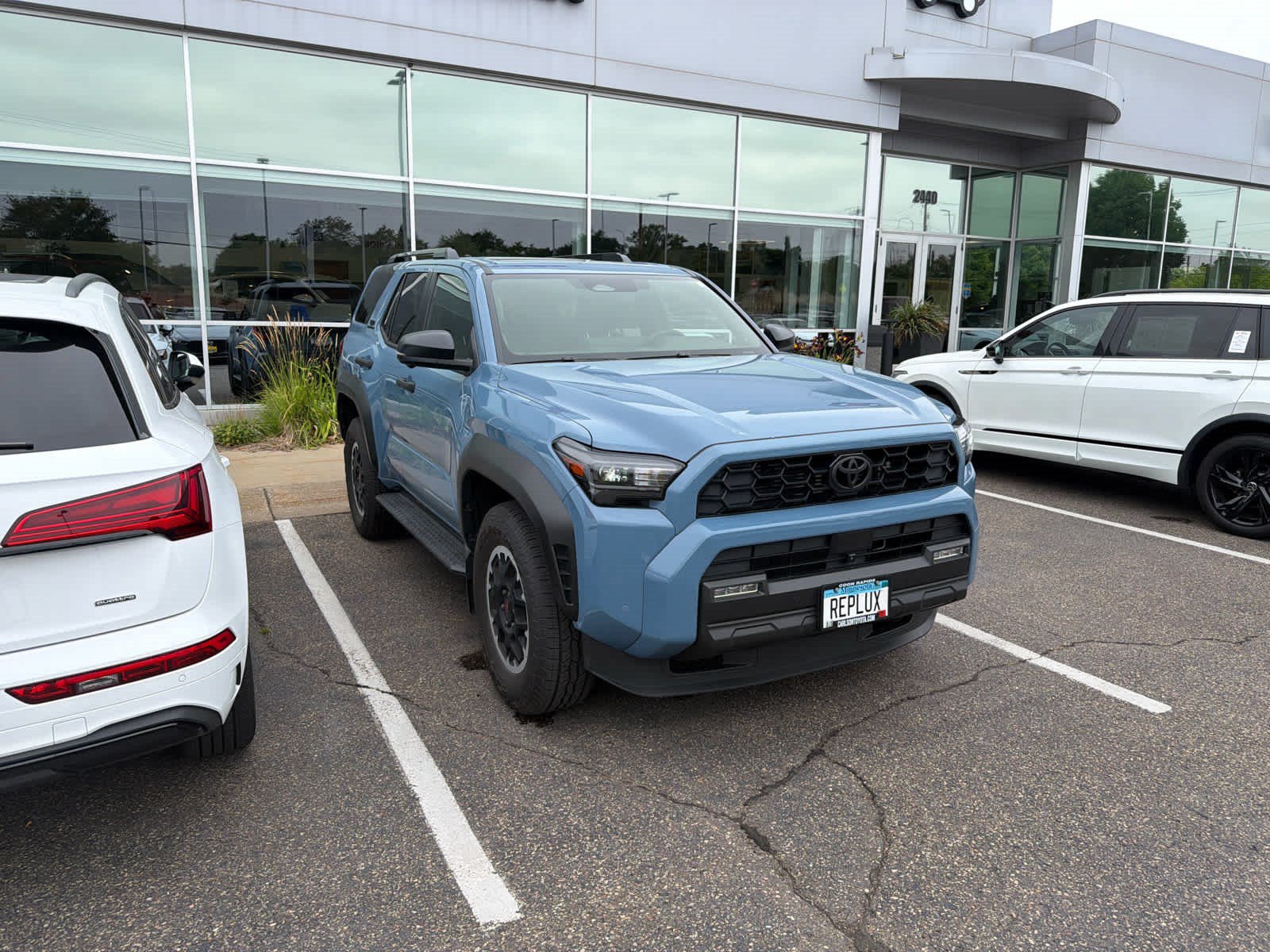 Used 2025 Toyota 4Runner TRD Off-Road Premium AWD/4WD image 4