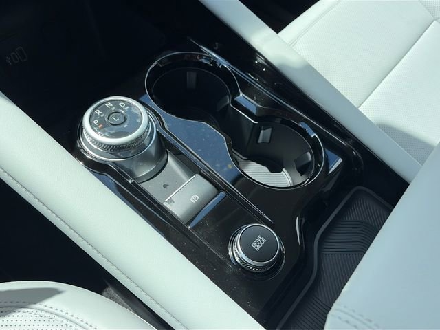 New 2026 Ford Explorer Platinum image 28