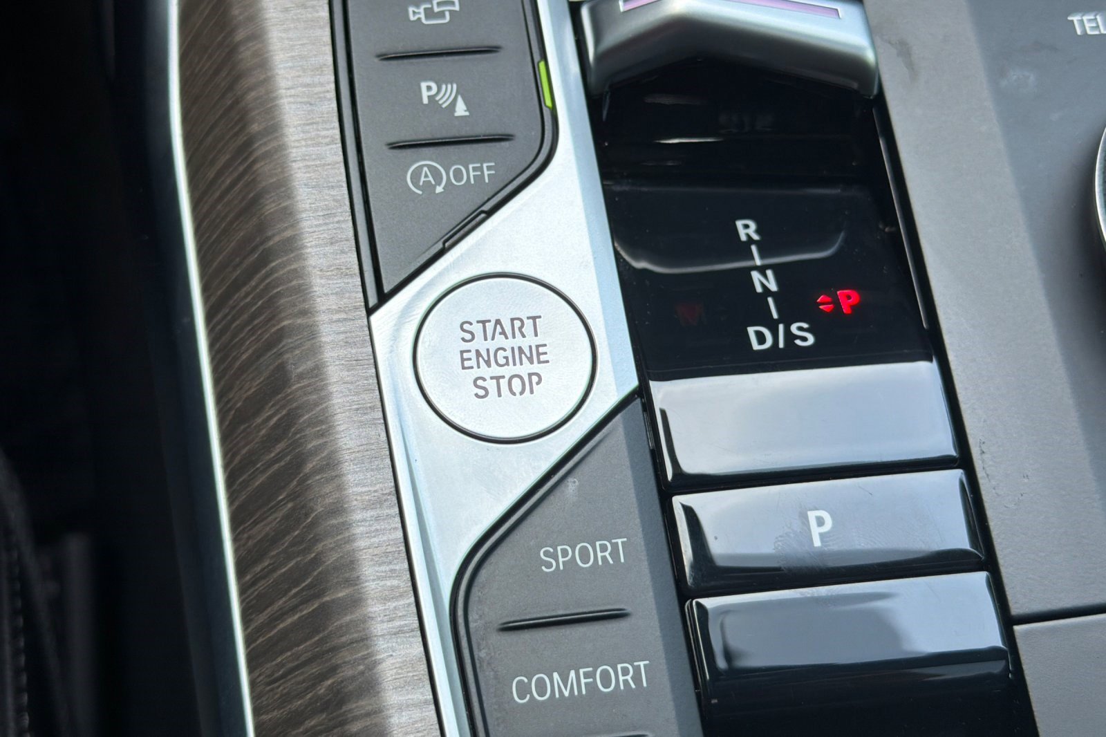 Certified 2025 BMW 330i Sedan image 28