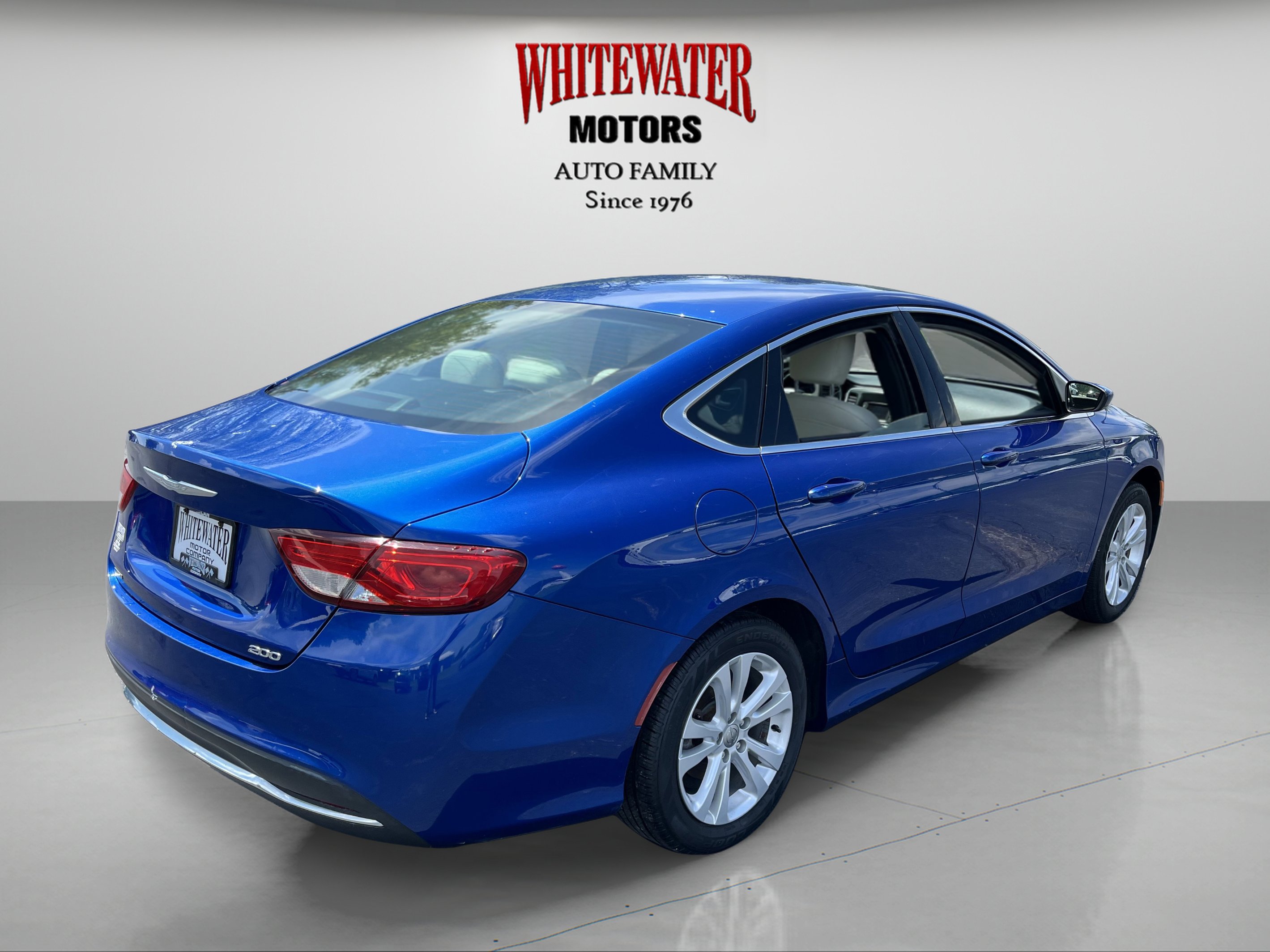 Used 2016 Chrysler 200 Limited FWD image 5