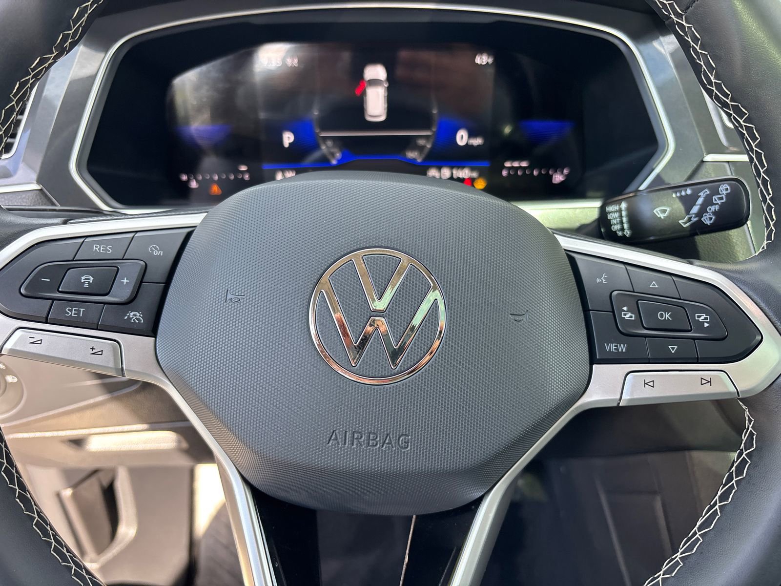 Certified 2024 Volkswagen Tiguan SE AWD/4WD image 16