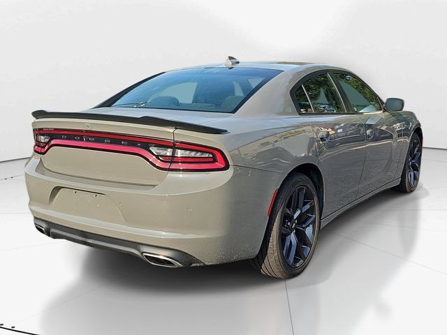 Used 2023 Dodge Charger SXT w/ Blacktop Package RWD image 3