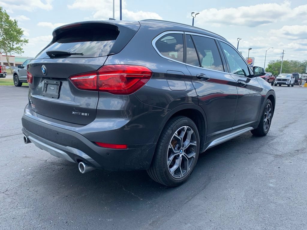 Used 2021 BMW X1 xDrive28i w/ Convenience Package AWD/4WD image 3