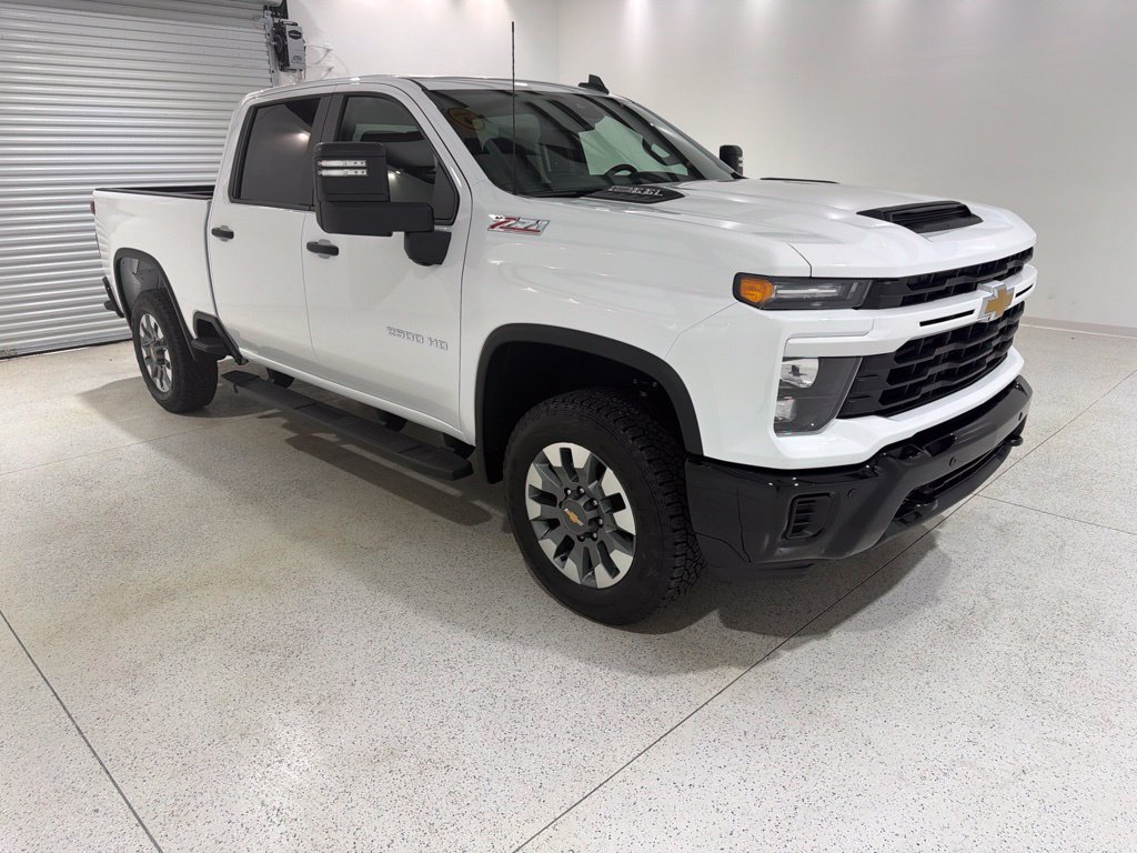 New 2026 Chevrolet Silverado 2500 Custom w/ Custom Value Package AWD/4WD image 7