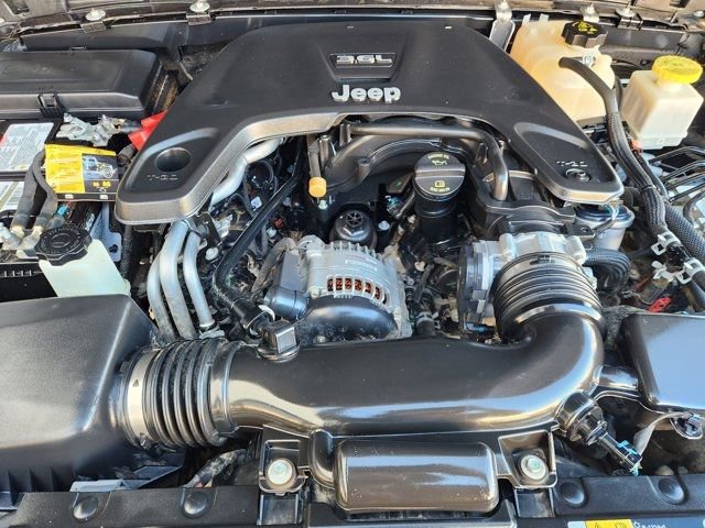 Used 2021 Jeep Gladiator Overland w/ Popular Equipment Package image 32