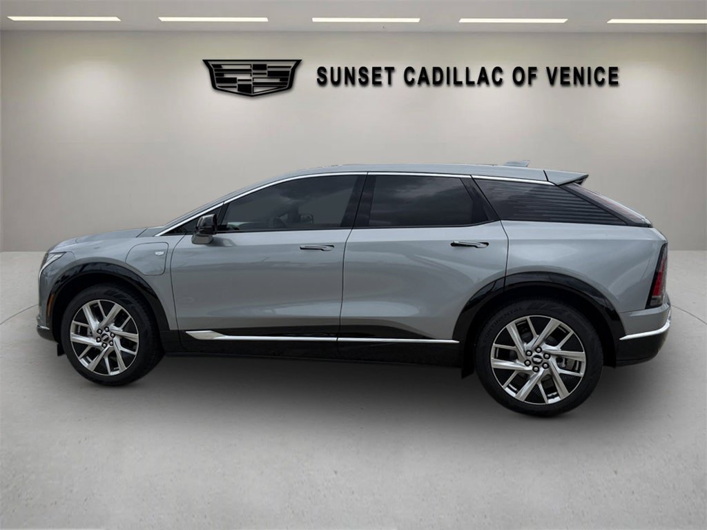 New 2027 Cadillac Optiq Luxury RWD image 6