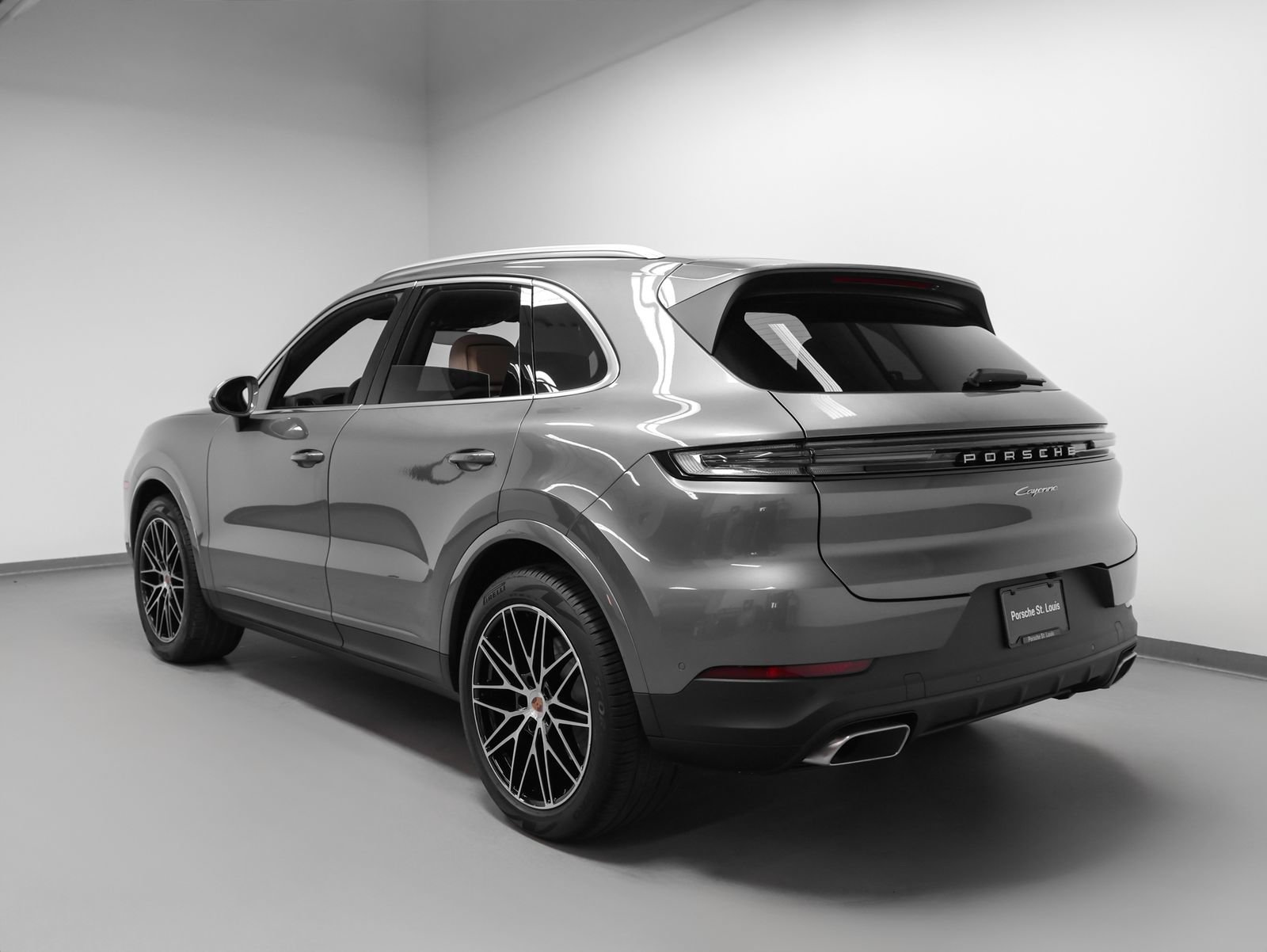 New 2026 Porsche Cayenne AWD/4WD image 3