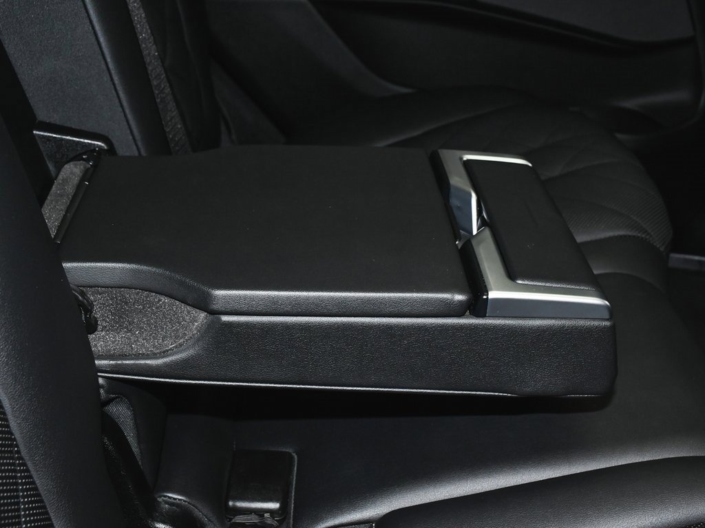 Used 2024 BMW X7 xDrive40i image 65