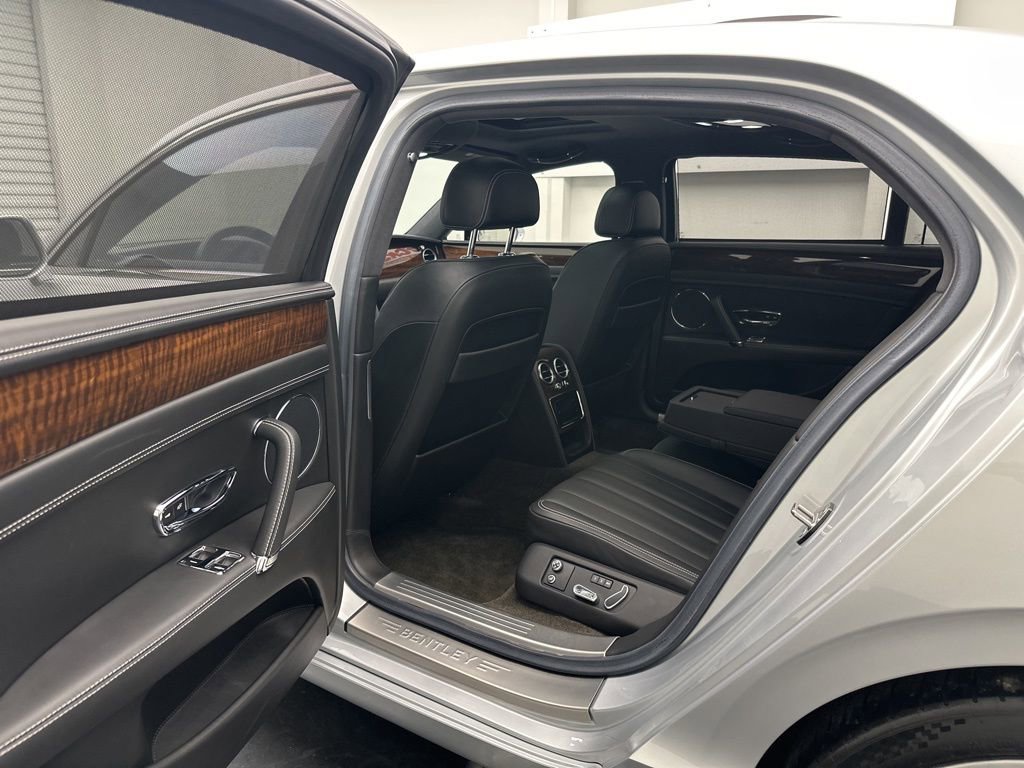 Used 2015 Bentley Flying Spur V8 image 6