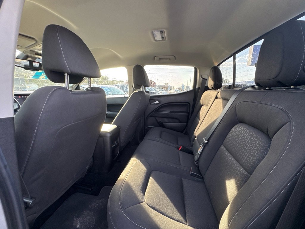 Used 2016 GMC Canyon SLE w/ SLE Convenience Package AWD/4WD image 11