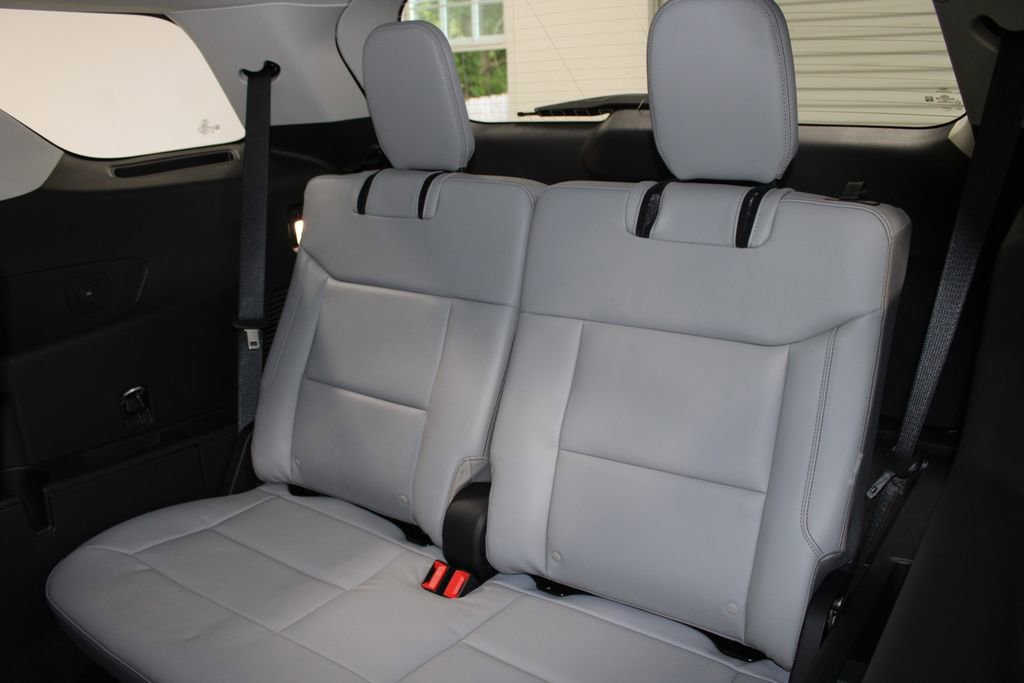 New 2026 Ford Explorer Active RWD image 26
