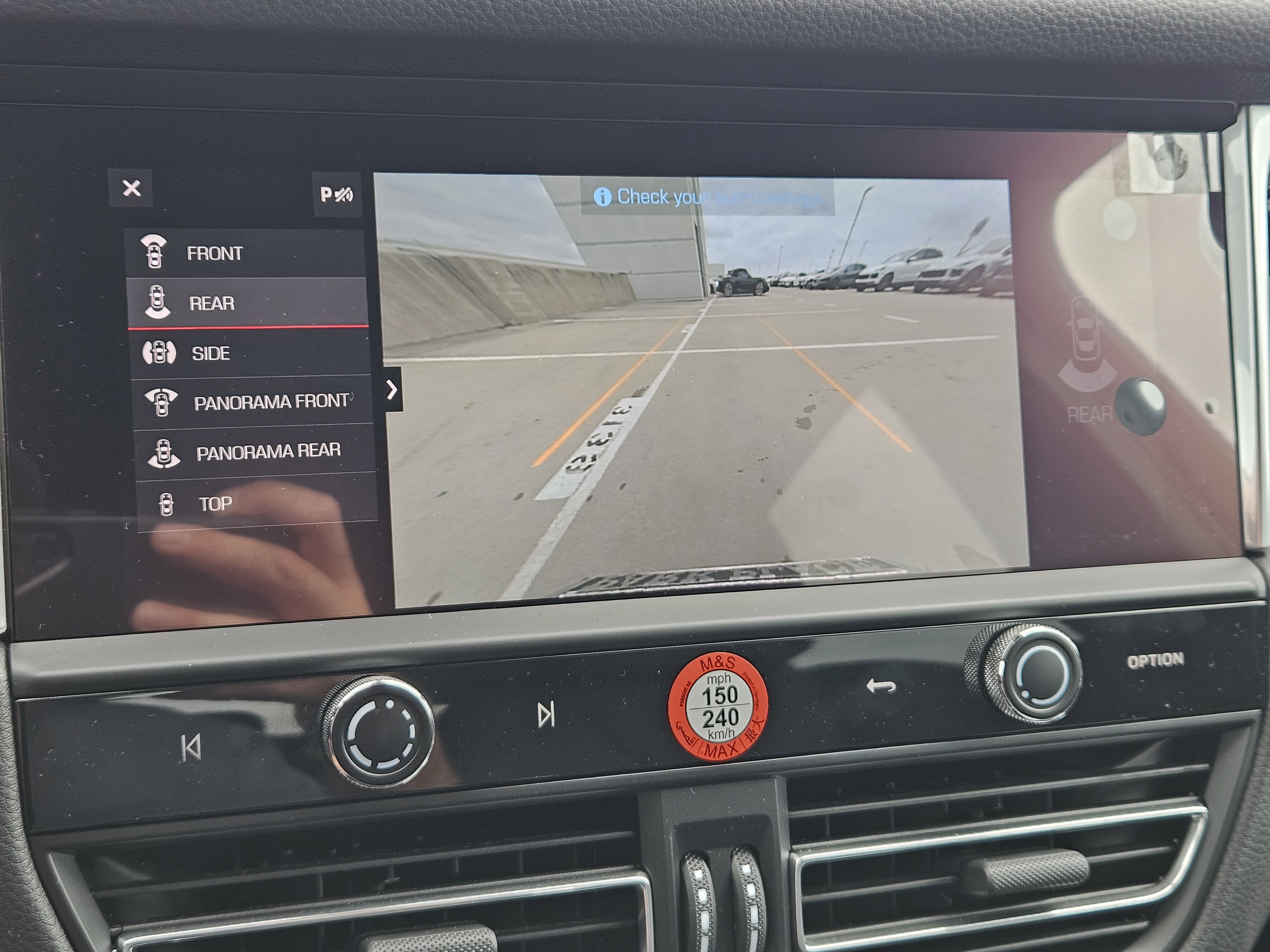 Used 2026 Porsche Macan image 18