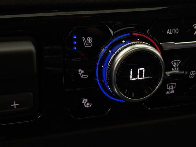 New 2026 GMC Sierra 1500 SLT w/ SLT Premium Package image 6