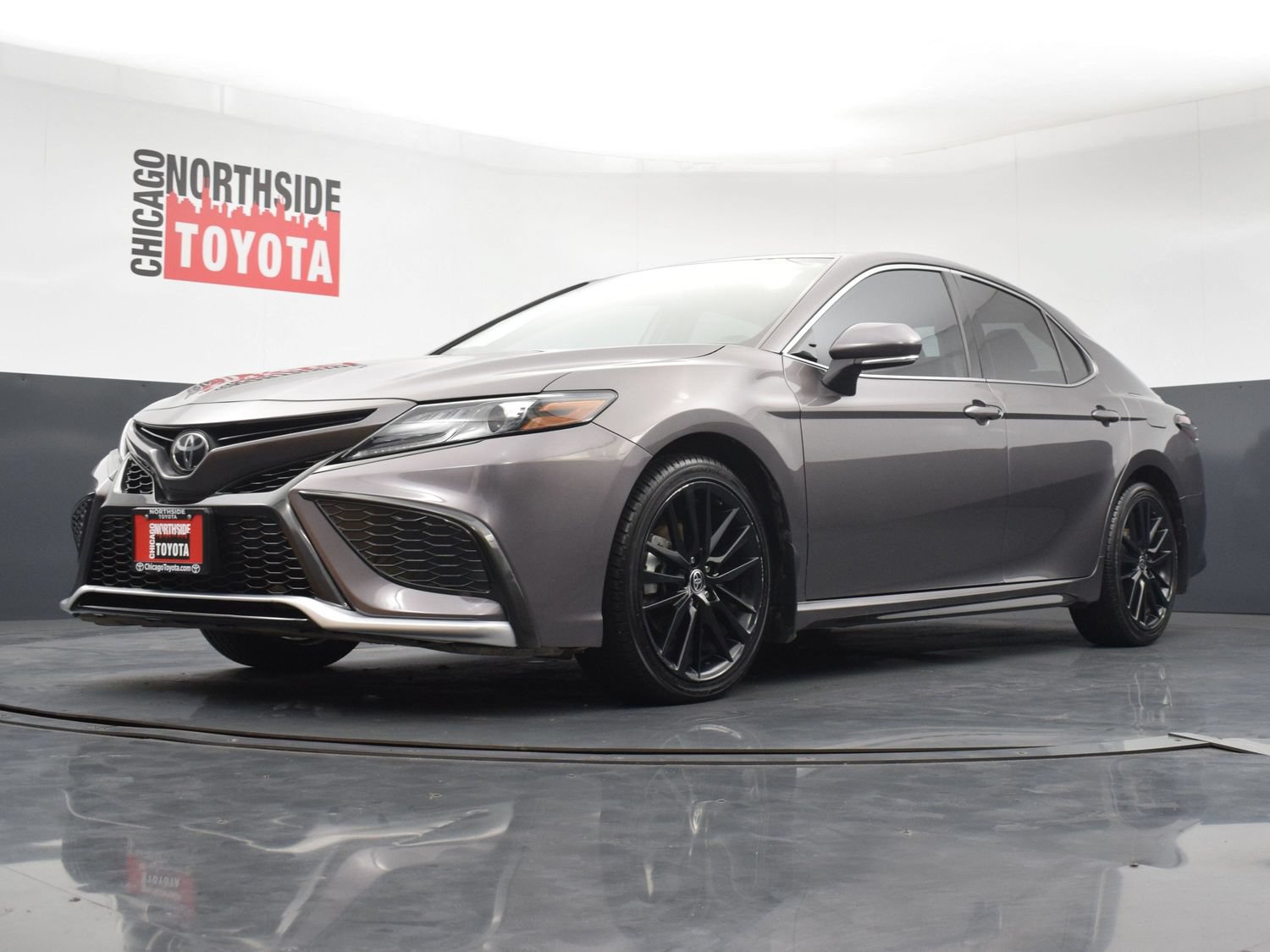 Used 2022 Toyota Camry XSE FWD image 33