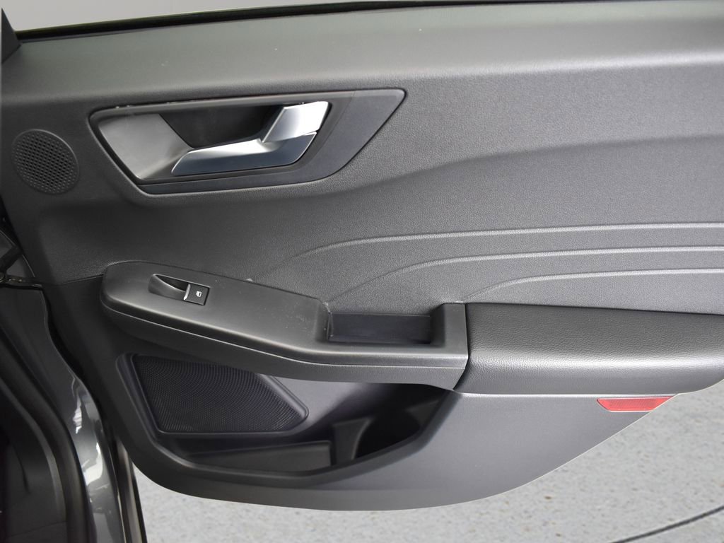 New 2024 Ford Escape SE w/ PHEV Premium Package image 50