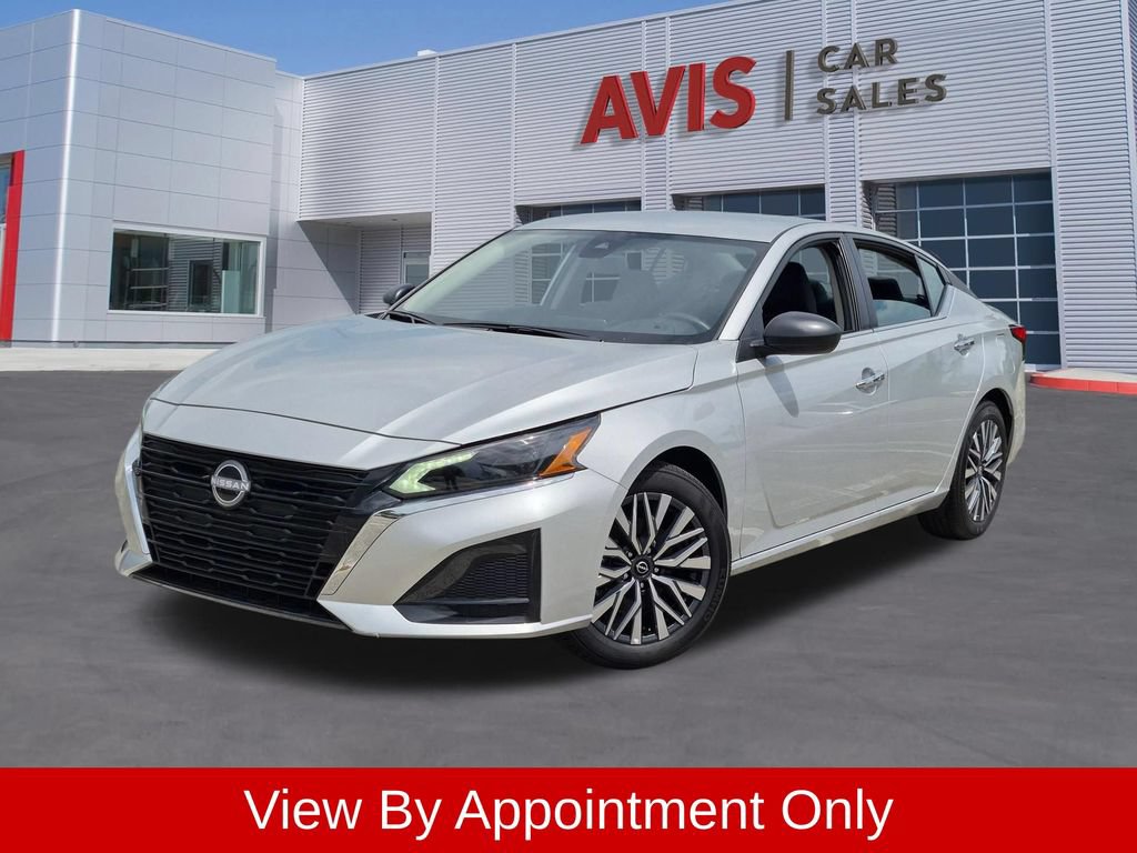 Used 2025 Nissan Altima 2.5 SV