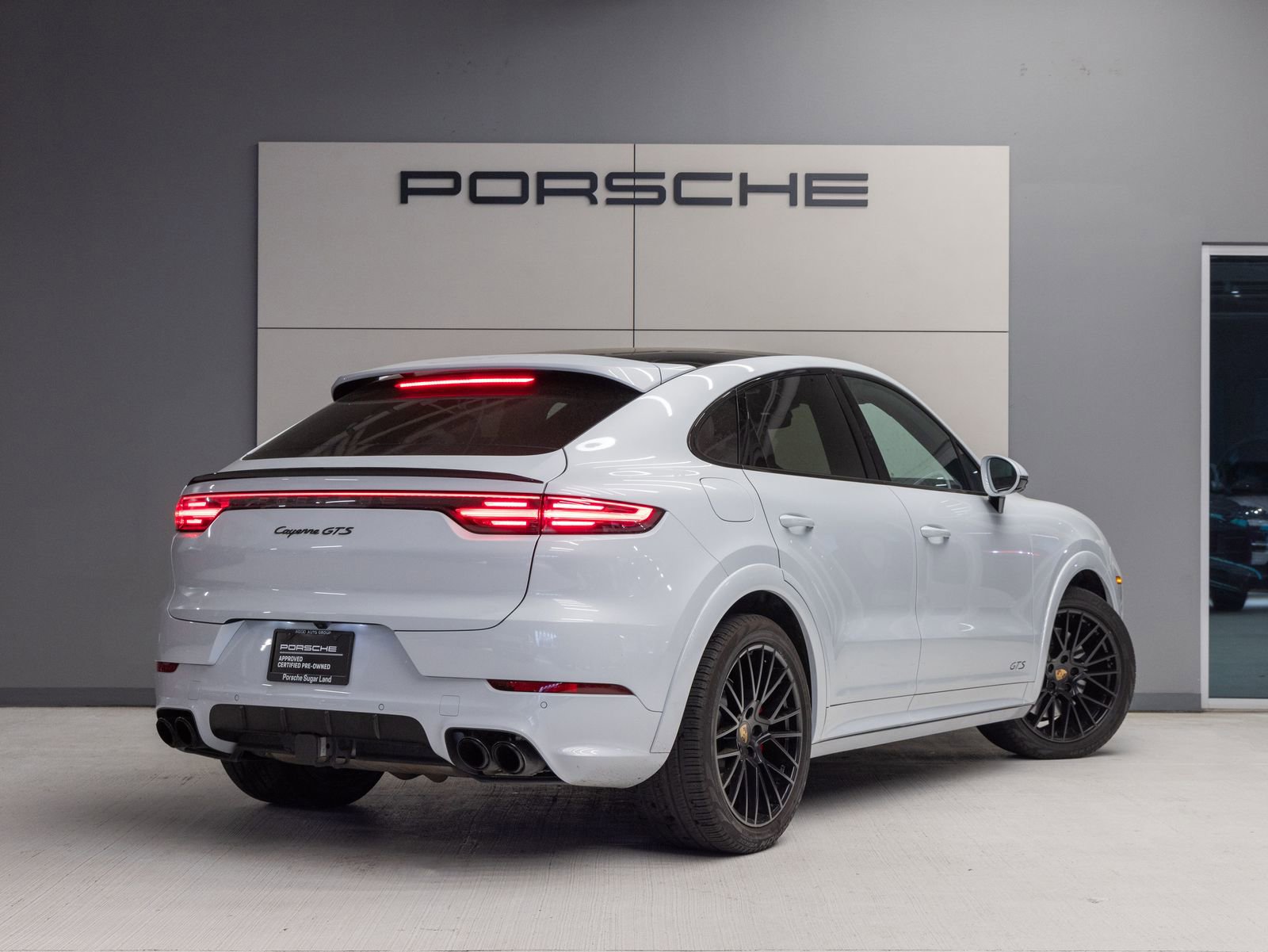 Certified 2023 Porsche Cayenne GTS image 7