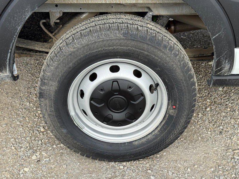 New 2026 Ford Transit 250 T-250 Low Rf 9150 GVWR RWD image 4