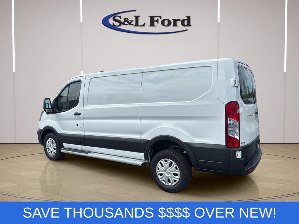 Certified 2025 Ford Transit 250 Low Roof w/ Exterior Upgrade Package RWD image 5