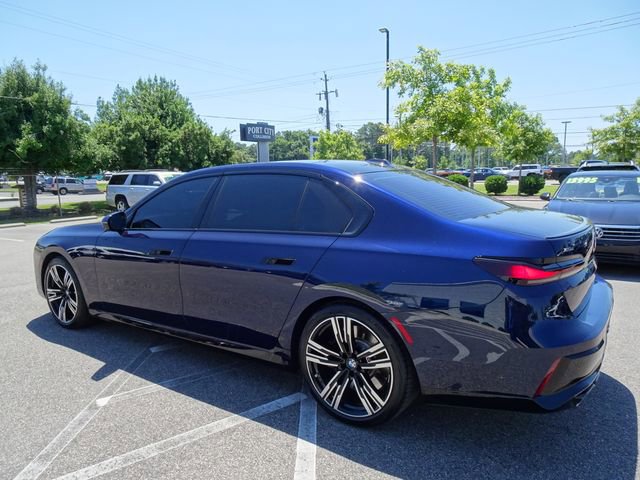 Used 2026 BMW 760i xDrive w/ Executive Package AWD/4WD image 6