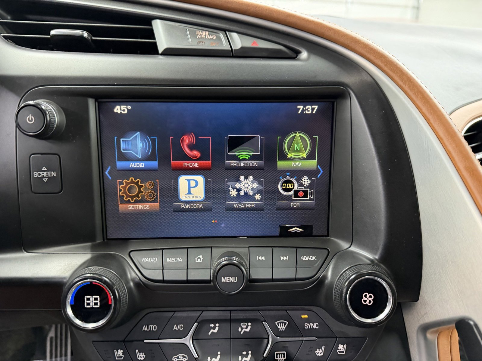 Used 2016 Chevrolet Corvette Z06 w/ 3LZ Preferred Equipment Group image 15