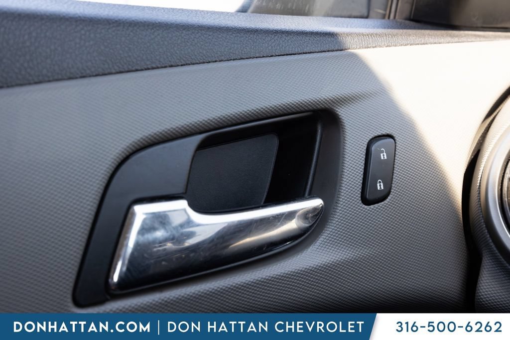 Used 2016 Chevrolet Sonic LT FWD image 10