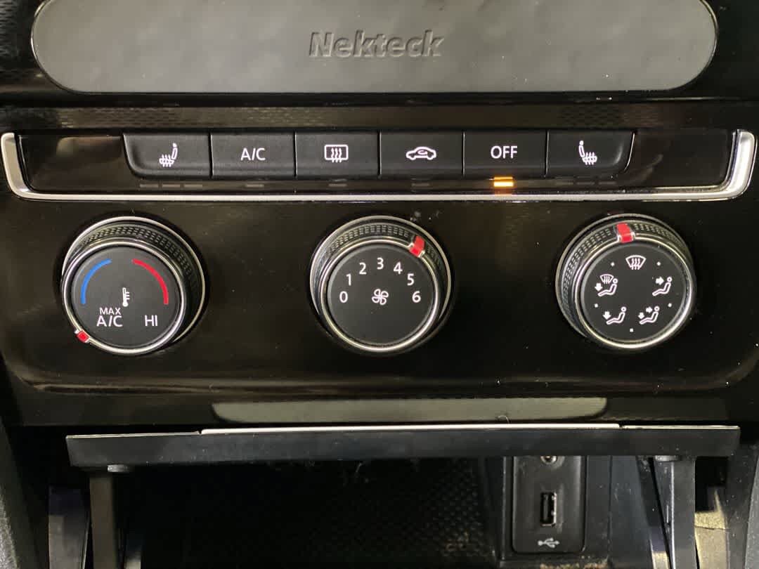 Used 2016 Volkswagen GTI S FWD image 20