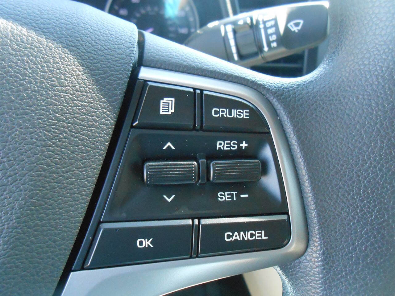 Used 2018 Hyundai Elantra SEL FWD image 15
