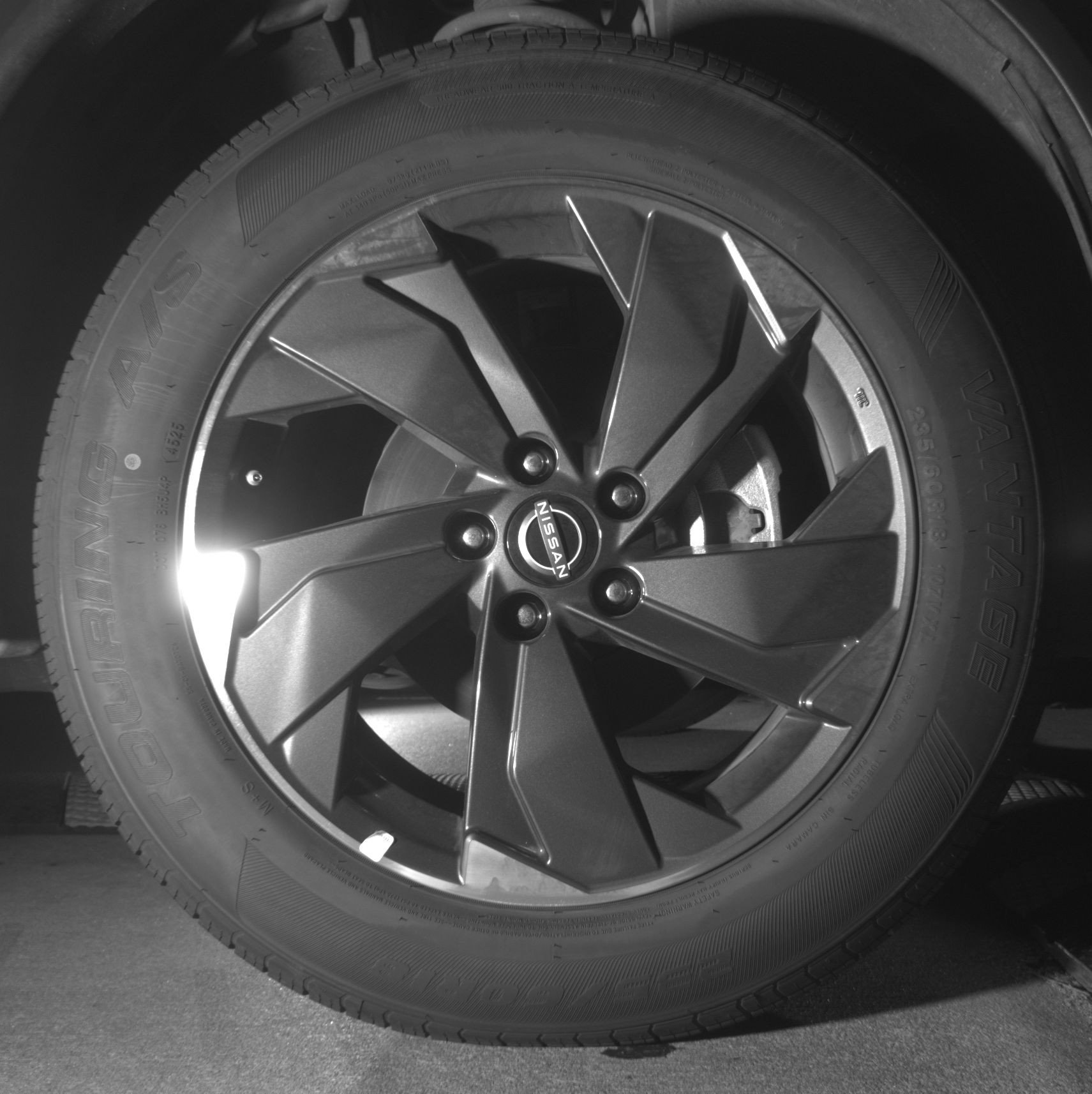 Used 2025 Nissan Rogue SV image 13