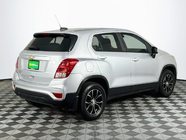 Used 2019 Chevrolet Trax LS w/ LPO, Protection Package FWD image 8