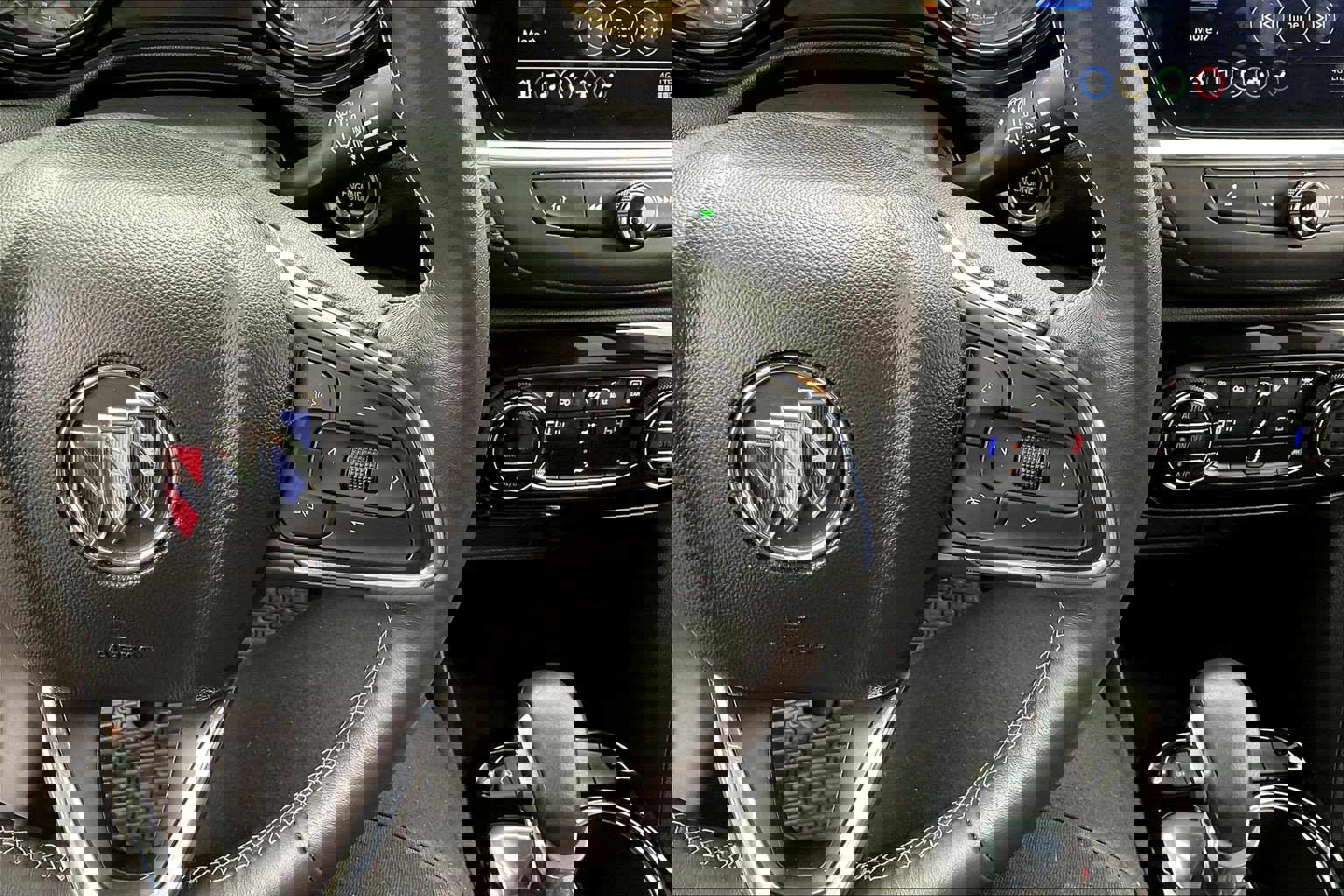 Used 2023 Buick Encore GX Essence w/ Experience Buick Package image 13