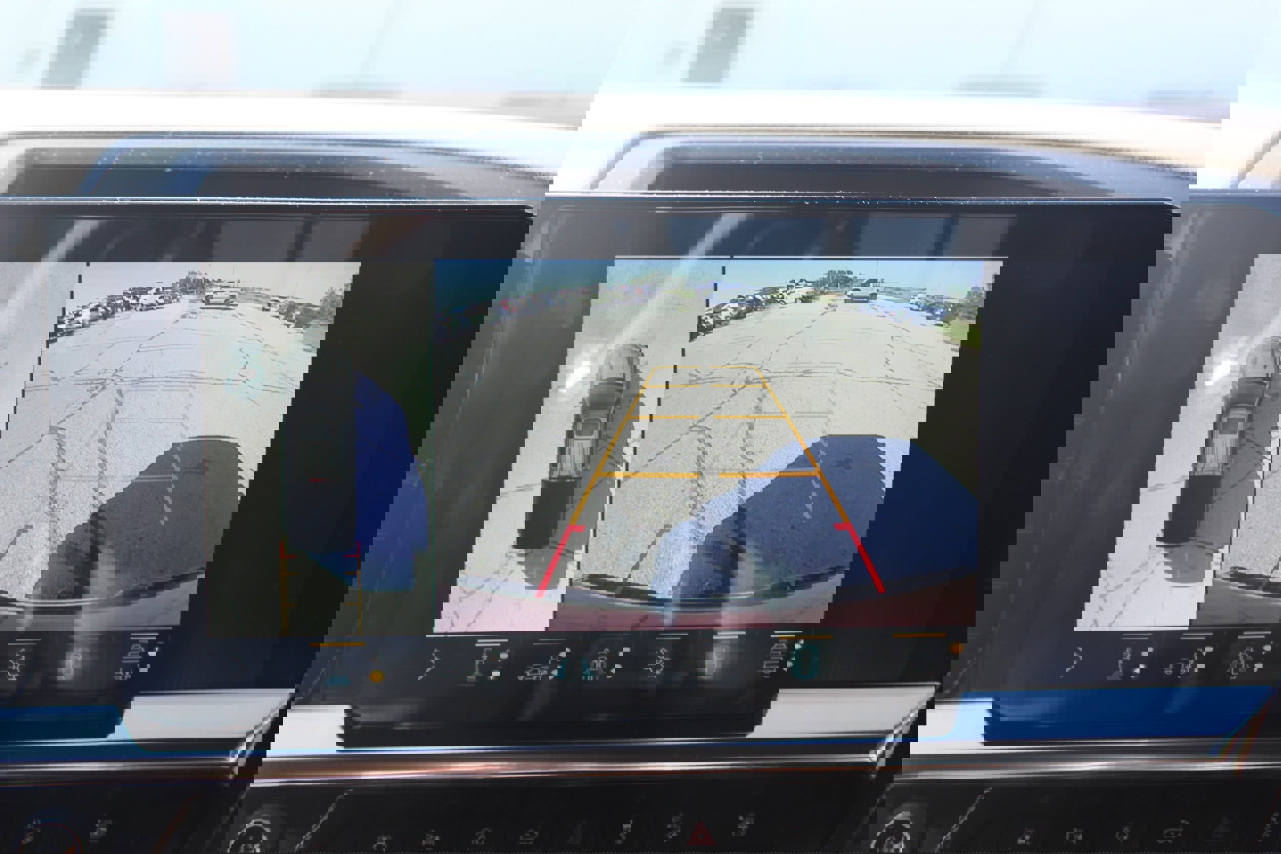 Used 2022 Chevrolet Silverado 1500 LTZ w/ LTZ Premium Package image 13