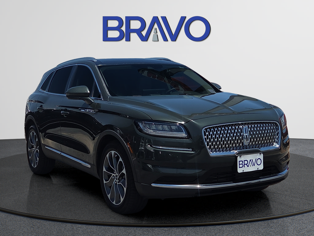 Used 2022 Lincoln Nautilus Reserve w/ Luxury Package FWD image 6