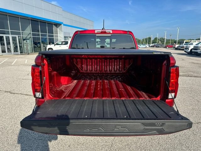 Used 2025 Chevrolet Colorado W/T RWD image 5