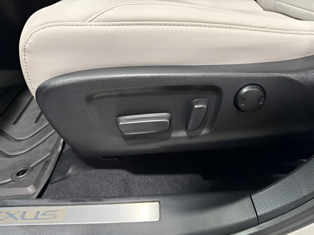 Used 2022 Lexus RX 350 FWD w/ Premium Package image 13