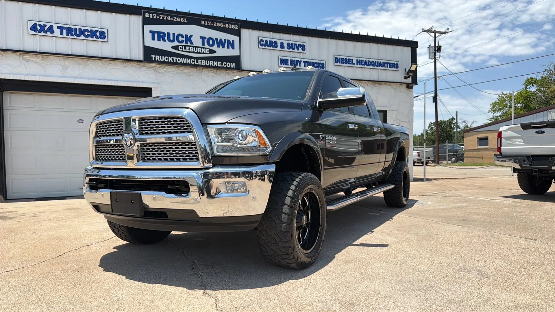 Used 2018 RAM 2500 Laramie w/ Off Road Package AWD/4WD image 1