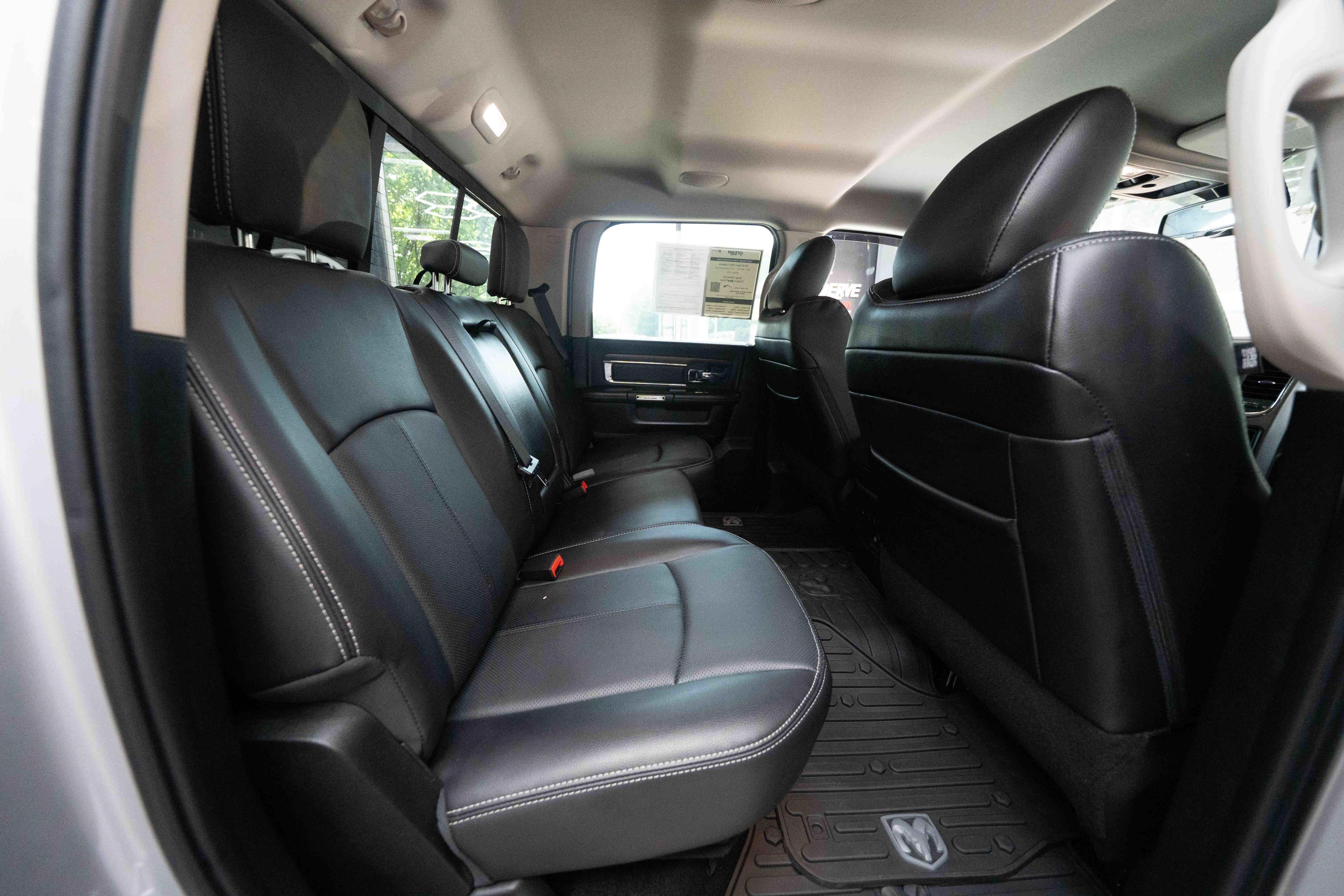 Used 2018 RAM 2500 Laramie w/ Sport Appearance Group AWD/4WD image 24