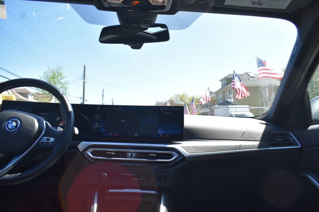 Used 2024 BMW 330e RWD image 32