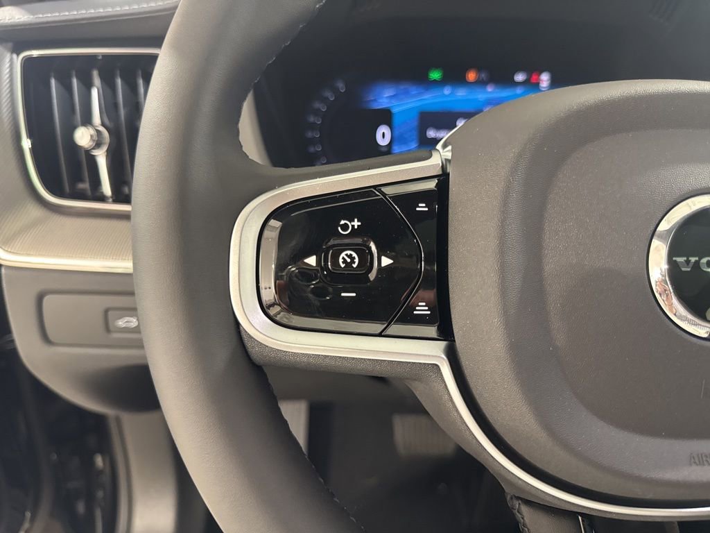 New 2026 Volvo XC60 T8 Ultra w/ Climate Package AWD/4WD image 9