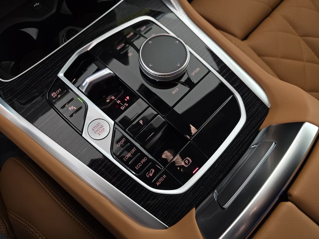 New 2026 BMW X6 xDrive40i image 25