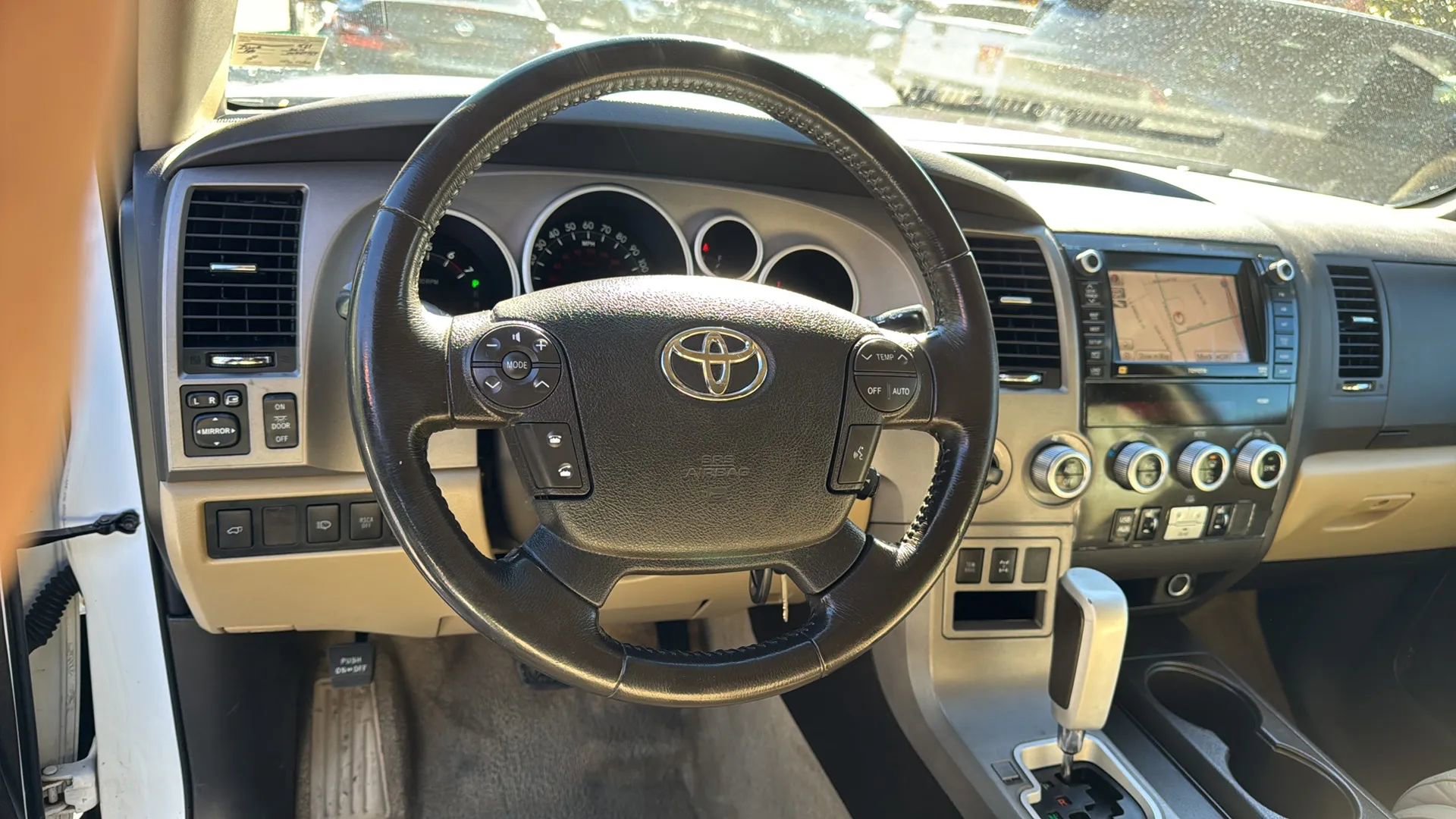 Used 2011 Toyota Sequoia Limited image 9