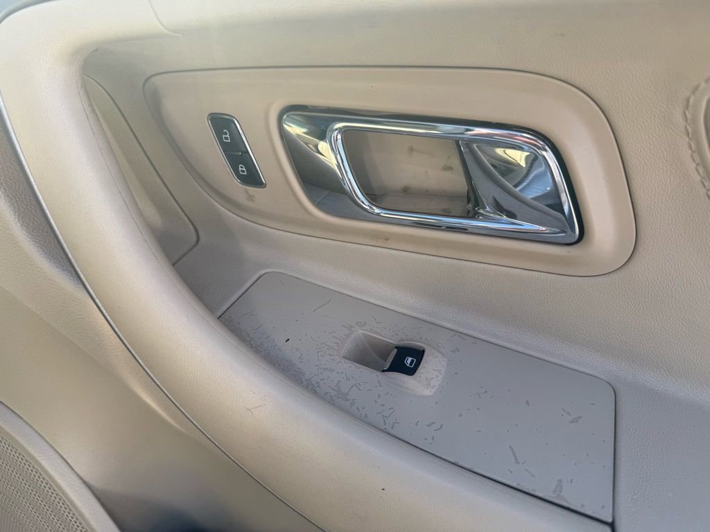 Used 2016 Ford Taurus SEL w/ Equipment Group 201A image 23